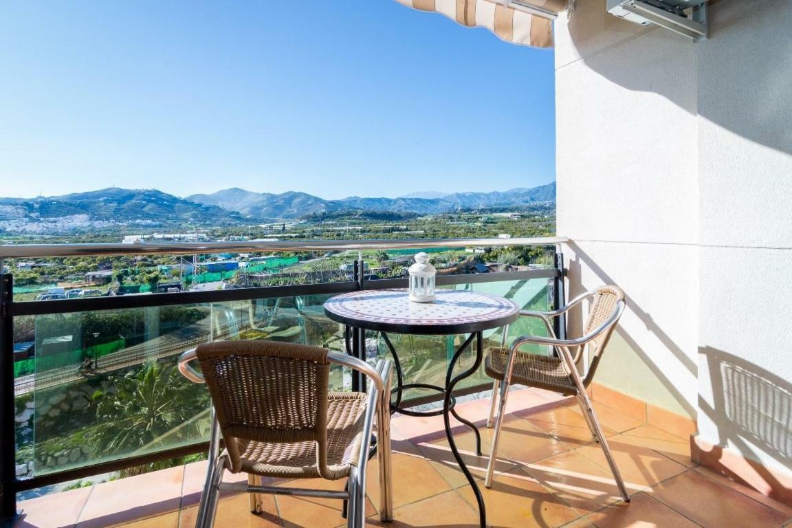 Apartamento En El Mirador De Нерха Екстериор снимка